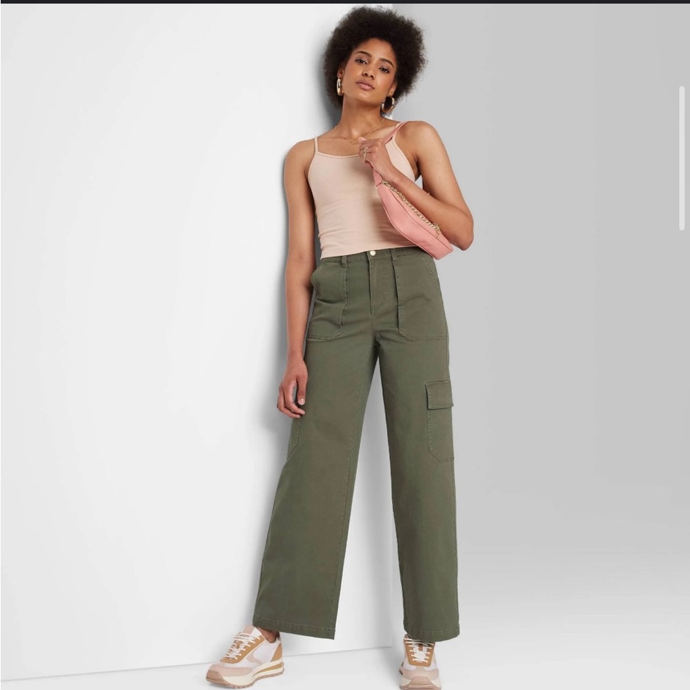 NEW Women's High-Rise Straight Leg Cargo Pants - Wild Fable
